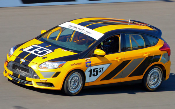 Ford Focus ST-R ���������� � �������